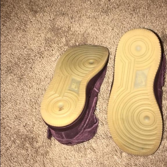 Kids Nike’s - Picture 4 of 4